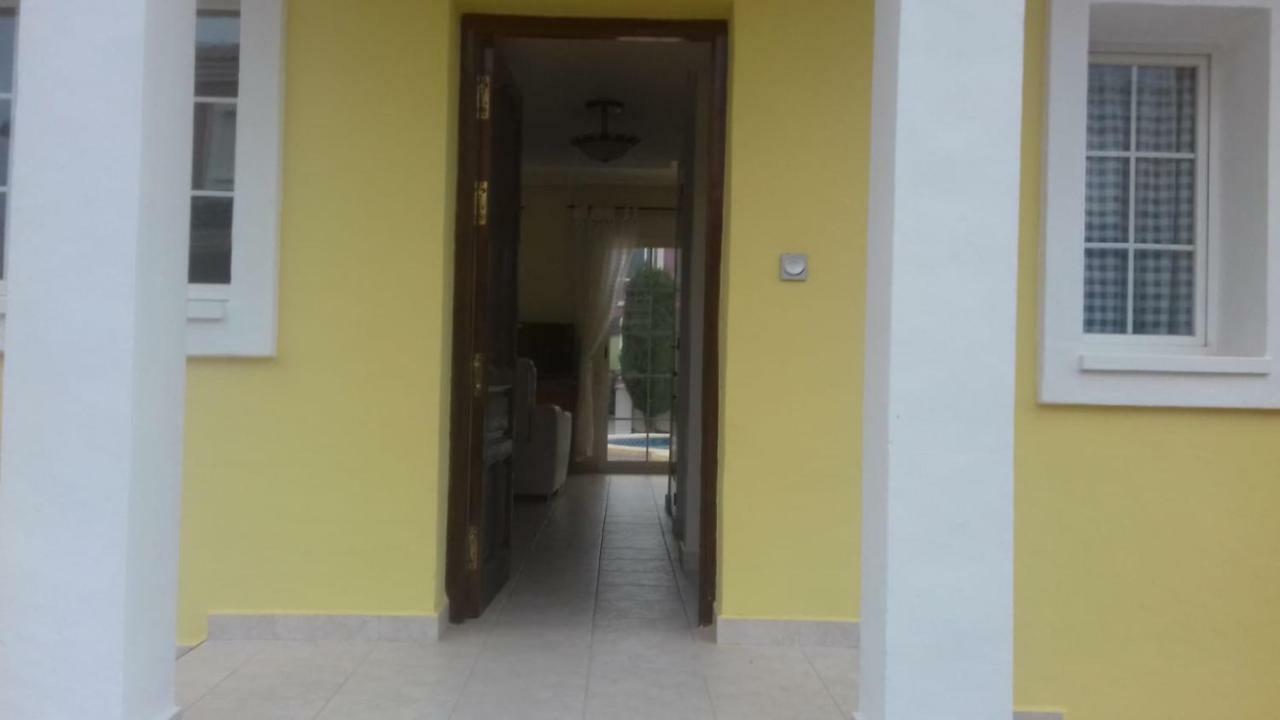 Nita Villa Altaona Golf Mosa Turquesa Banos y Mendigo المظهر الخارجي الصورة